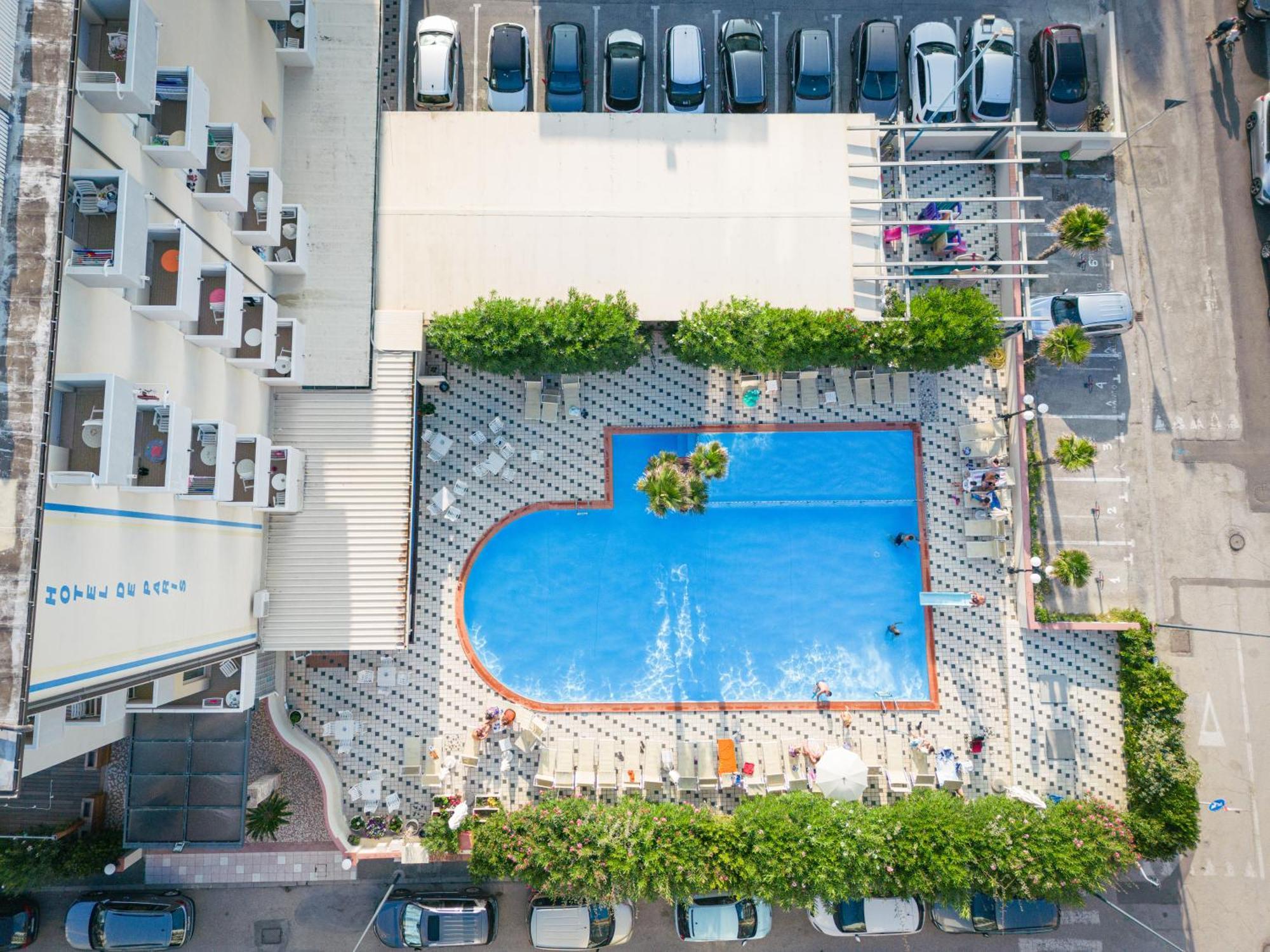 Hotel De Paris Lido Di Savio Bagian luar foto